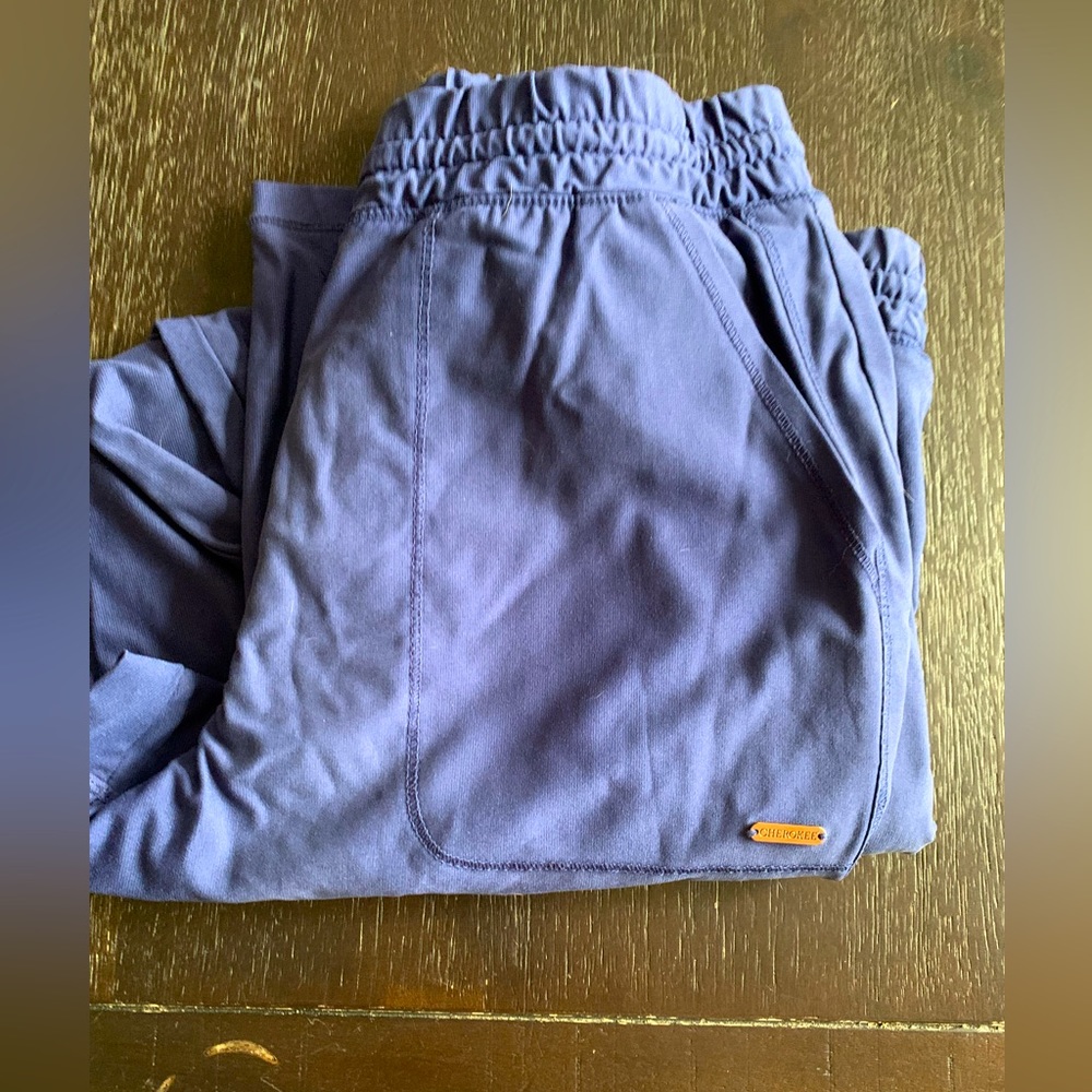 Cherokee form bottoms